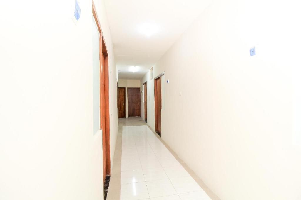 Super Oyo 168 K-15 Residence Surabaya Exterior photo